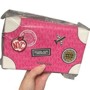 Michael Kors Jeanie Small Crossbody Bag in Dragonfruit